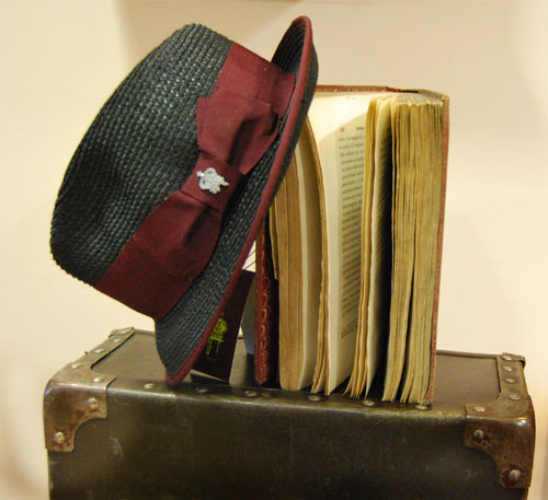 Concurso de Microrrelatos - Cuentos y Sombreros