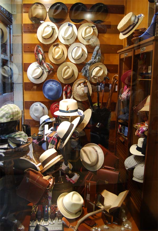 Escaparate de Sombrereria